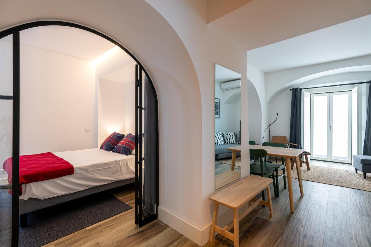 Villa Graca -Hostels And Apartments Santarem Ngoại thất bức ảnh
